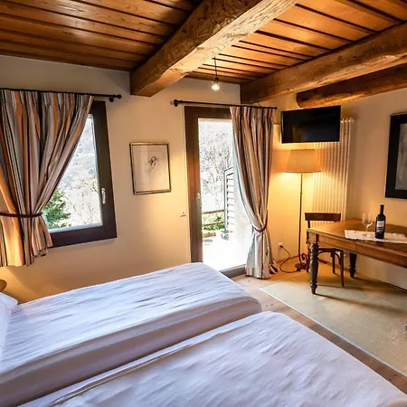 Wine & Art Relais Vallombrosa Bed & Breakfast Castelrotto