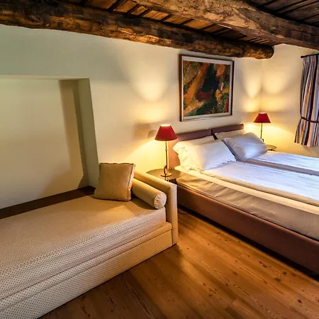 Wine & Art Relais Vallombrosa Oda ve Kahvaltı Castelrotto